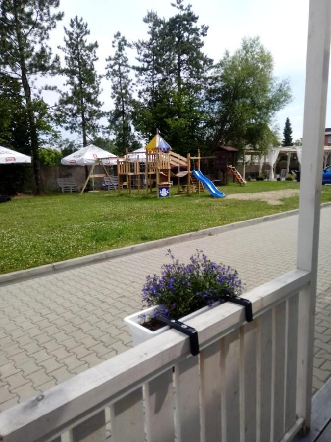 Old Tree Village & Restaurant Oświęcim Exterior foto